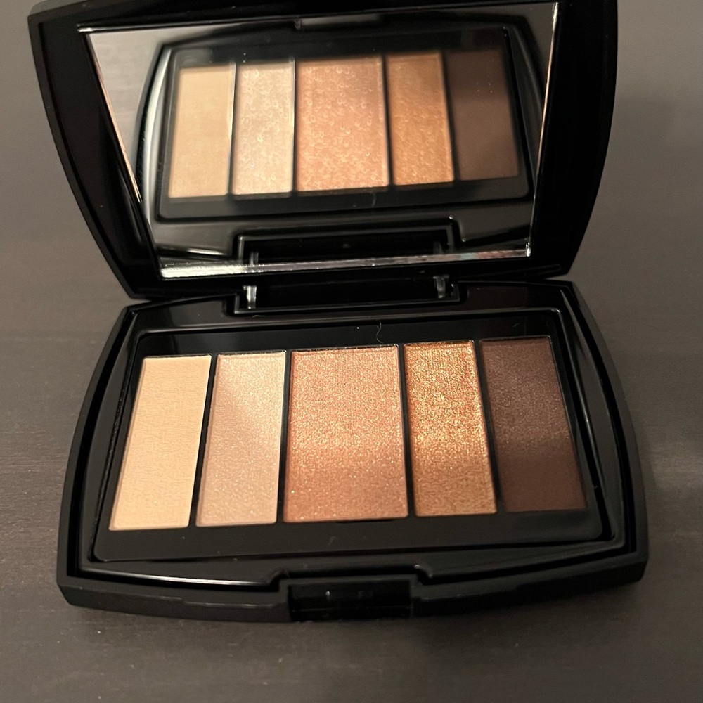 Neutral Eyeshadow Palette